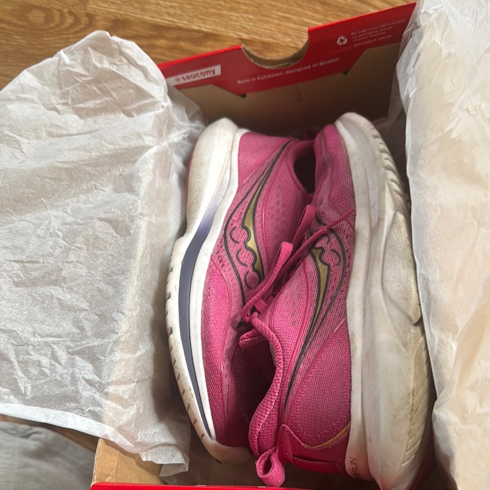 Saucony Pink Athletic Shoes for Performance and Style Cross County